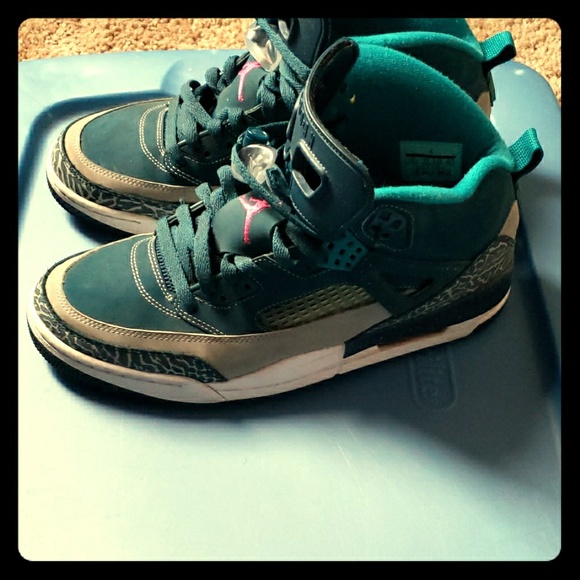 Spike Lee's jordans - Picture 1 of 2